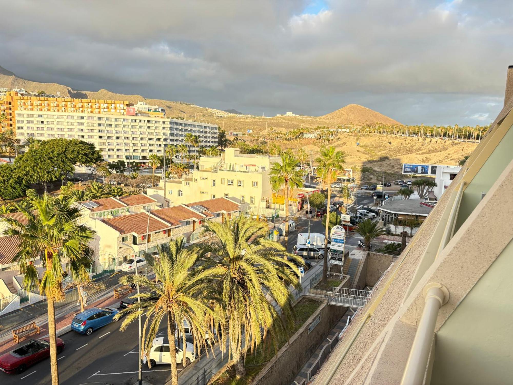 Comfortable Apartment In The Heart Of Las Americas Playa de las Americas  Esterno foto